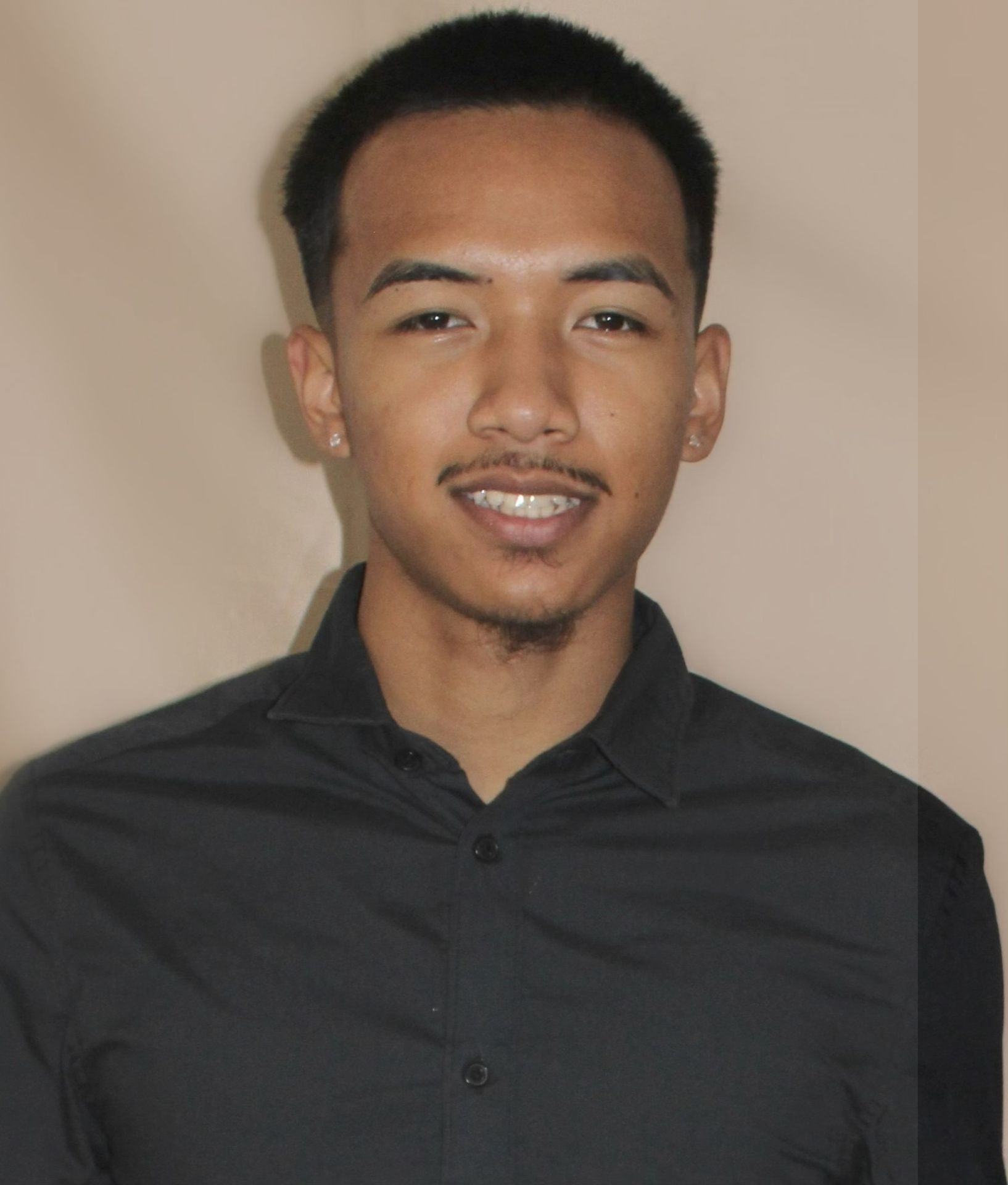 Tyler Chan -            Security Professional